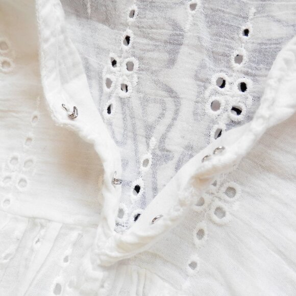 AE || Eyelet Boho Long Sleeve Blouse - Picture 4 of 7